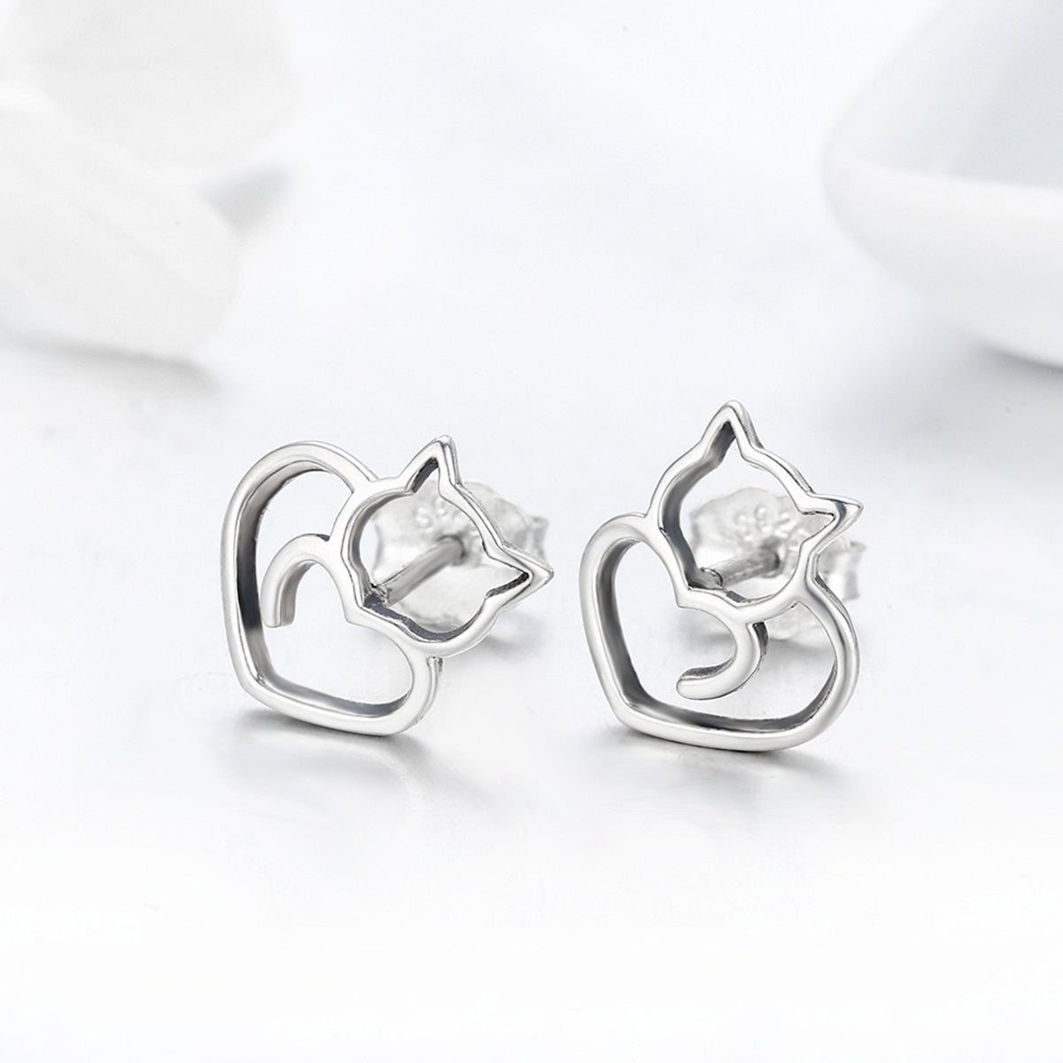 Cute cat earrings