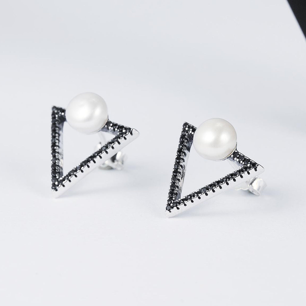 geometric shape earrings