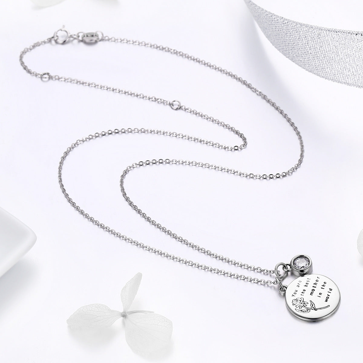 personalized necklace for mom